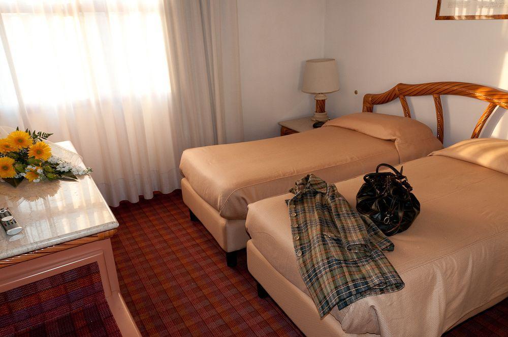 Hotel Villa Isabela SantʼAngelo Eksteriør bilde